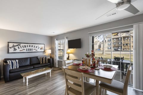 Condo, 1 Queen Bed with Sofa bed, Patio, Golf View (Fisherman's Lure) | Dining