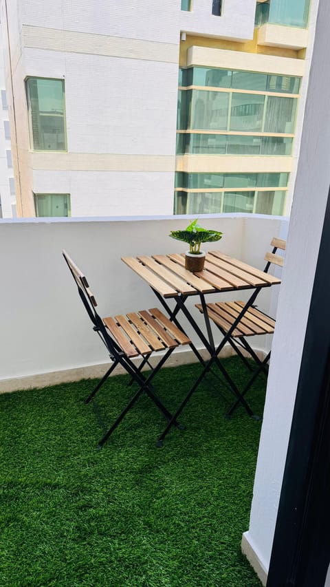 Superior Single Room, City View | Balcony