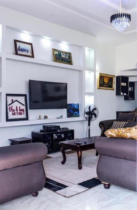 Apartment, 1 Bedroom, Smoking, Private Pool | Living room