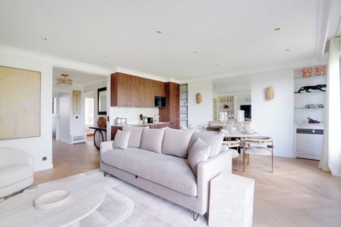 Apartment | Living area