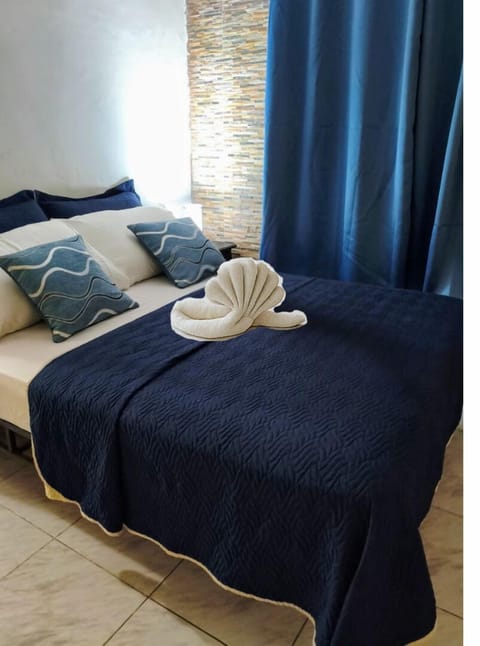 Basic Double or Twin Room, Non Smoking, Pets Allowed | Bed sheets