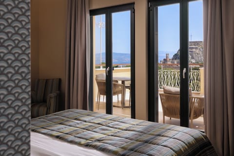 Panoramic Suite, Balcony, Sea View | In-room safe, desk, laptop workspace, soundproofing