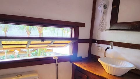 Superior Triple Room | Bathroom