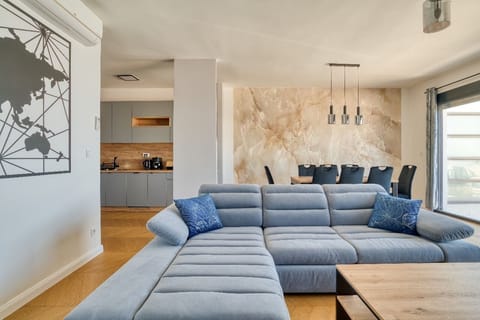 Luxury Apartment, Sea View | Living area | 45-inch LCD TV with satellite channels