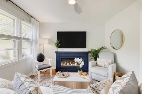 House (3 Bedrooms) | Front of property