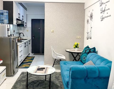 Deluxe Studio | Living area