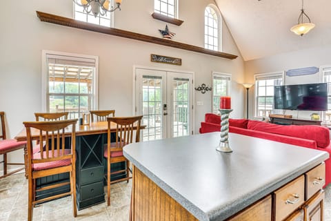 House (1 Bedroom) | Interior