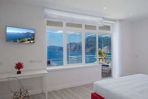 Deluxe Double or Twin Room, Sea View | In-room safe, iron/ironing board, free WiFi