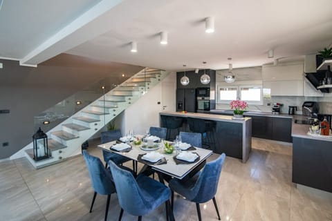 House | 4 bedrooms