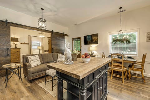 House (1 Bedroom) | Interior