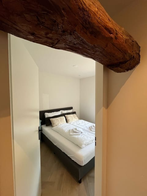 Cottage | 2 bedrooms, individually furnished