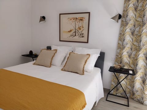 Classic Double Room, Garden View | In-room safe, blackout drapes, free WiFi, bed sheets