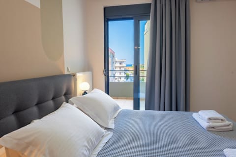 Comfort Apartment, City View | Blackout drapes, soundproofing, iron/ironing board, free WiFi
