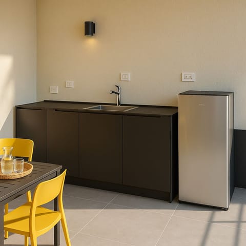 Private kitchen | Full-size fridge, stovetop, cookware/dishes/utensils