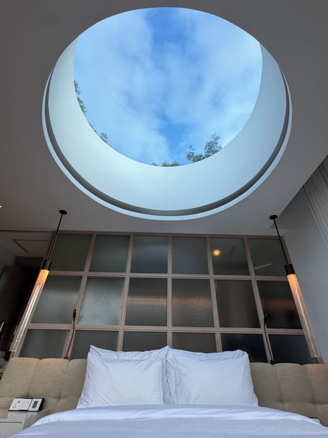 Free minibar, in-room safe, desk, laptop workspace