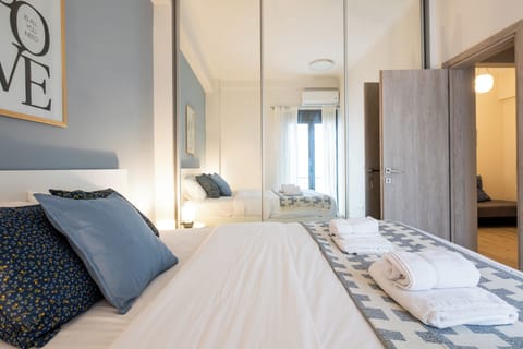 Apartment, 2 Bedrooms, Kitchen, City View | Blackout drapes, iron/ironing board, free WiFi