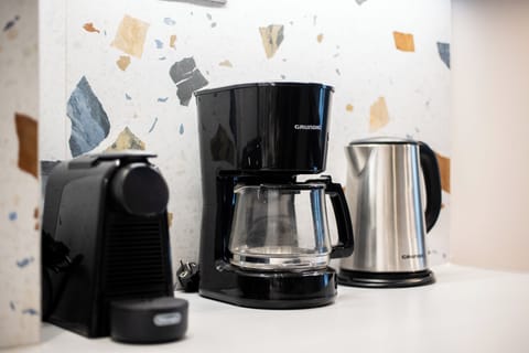 Apartment, 2 Bedrooms, Kitchen, City View | Private kitchen | Full-size fridge, microwave, oven, stovetop