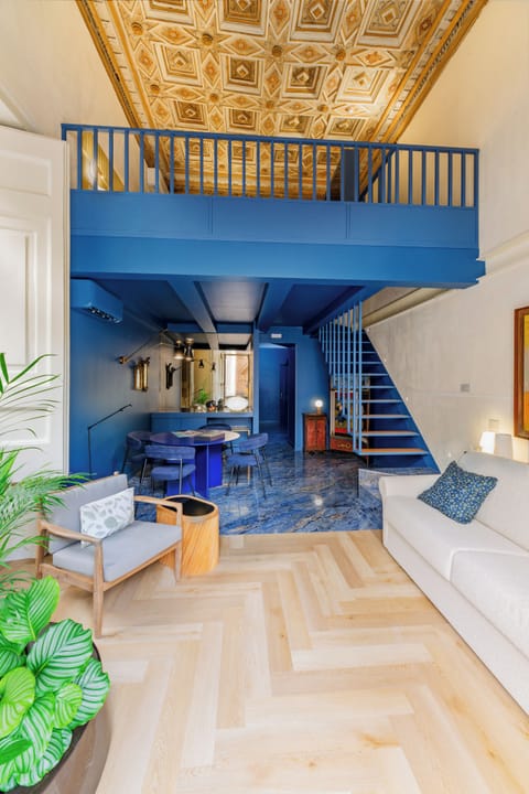 Deluxe Suite, Balcony | Minibar, in-room safe, blackout drapes, soundproofing