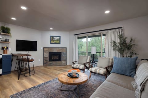 Condo, 1 Queen Bed with Sofa bed, Patio, Mountain View (Alpenglow Haus) | Living area | 42-inch flat-screen TV with digital channels, fireplace