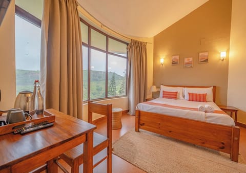 Deluxe Double Room, Hill View | Laptop workspace, free WiFi, bed sheets