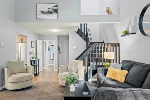 House (3 Bedrooms) | Interior