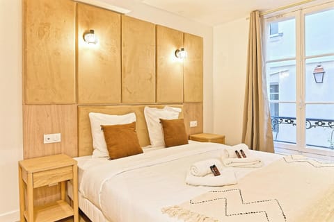 Apartment | 2 bedrooms, laptop workspace, iron/ironing board, bed sheets