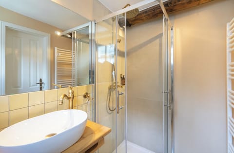 Goethe-Gruß (Zimmer 42) | Bathroom