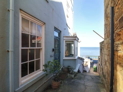 Cottage | Exterior detail