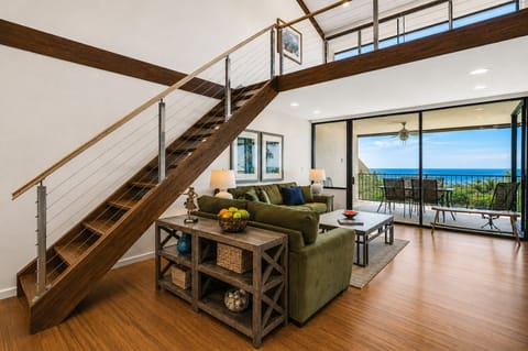 Condo, Multiple Beds, Balcony, Ocean View (Country Club Villas 318) | Living area | 42-inch flat-screen TV with digital channels