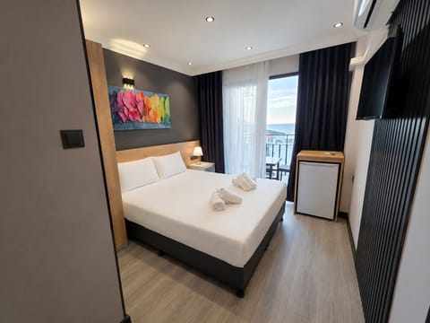 2 Kisilik Oda(Balkon+ Deniz Manzarali) Blok 2 | WiFi (free)