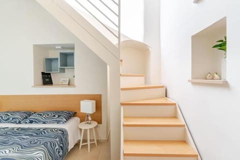 Deluxe Double Room, City View | Desk, laptop workspace, free WiFi