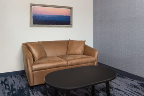 Room, 1 King Bed with Sofa bed | Premium bedding, desk, laptop workspace, blackout drapes