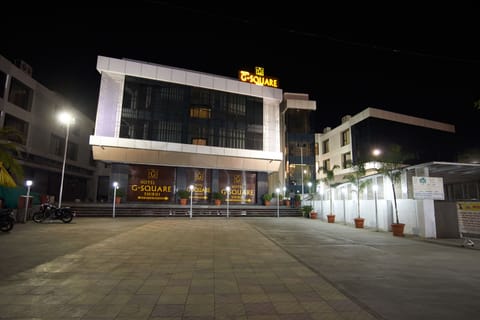 Front of property - evening/night