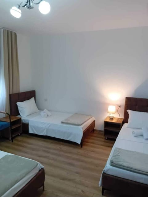 Double or Twin Room | Desk, laptop workspace, free WiFi