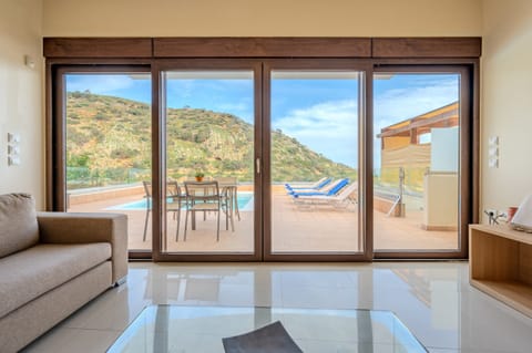 Villa, 3 Bedrooms, Private Pool, Sea View | Living room