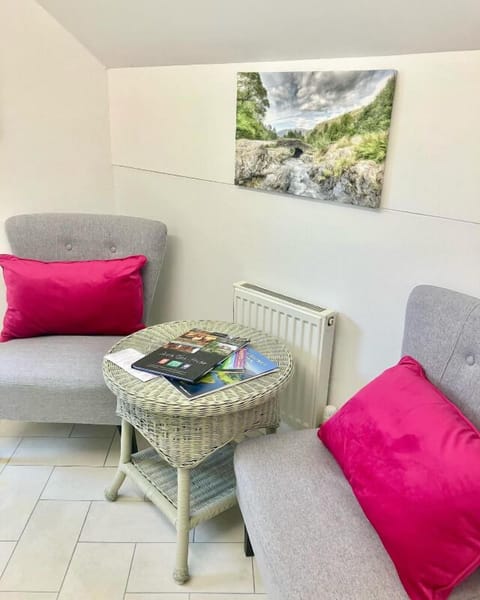 Comfort Double or Twin Room (Large) | Hypo-allergenic bedding, Select Comfort beds, desk, blackout drapes