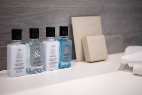 Egyptian cotton sheets, premium bedding, minibar, in-room safe