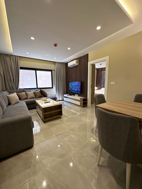 Apartment, 1 Bedroom, Accessible, Smoking | Interior