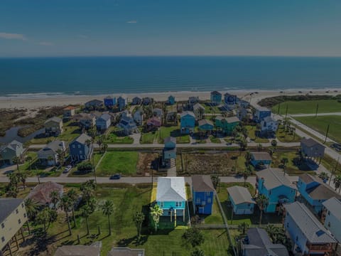 House (3 Bedrooms) | Property amenity