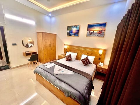 Deluxe Double Room | Desk, free WiFi