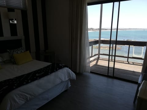 Deluxe Double Room, Balcony, Sea View | Desk, laptop workspace, iron/ironing board, WiFi
