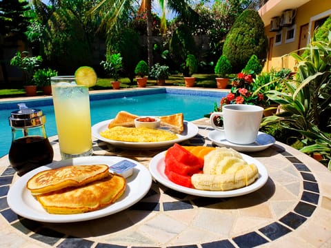 Free daily cooked-to-order breakfast