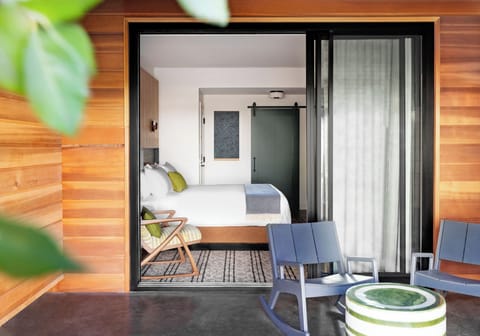 Egyptian cotton sheets, premium bedding, Tempur-Pedic beds, in-room safe