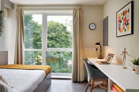 Single Room | Free WiFi