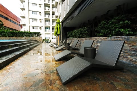 Apartment, 1 Bedroom, Balcony, City View | Sundeck