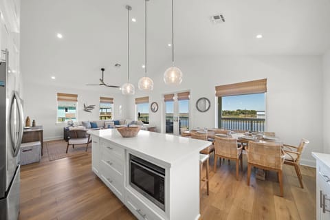 House (3 Bedrooms) | Property amenity