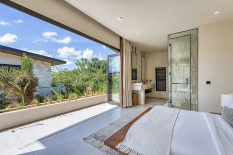 Family Villa, 3 Bedrooms, Accessible Bathtub, Pool Access | Egyptian cotton sheets, premium bedding, memory foam beds, cribs (free)
