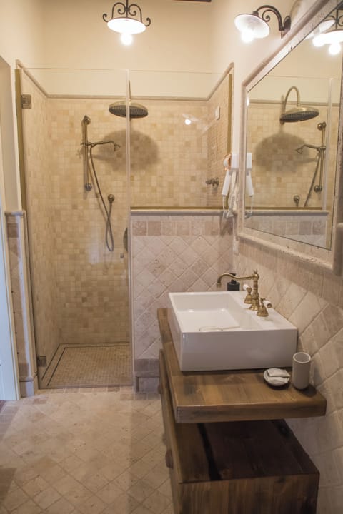 Luxury Suite | Interior