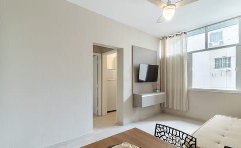 Basic Apartment | Interior