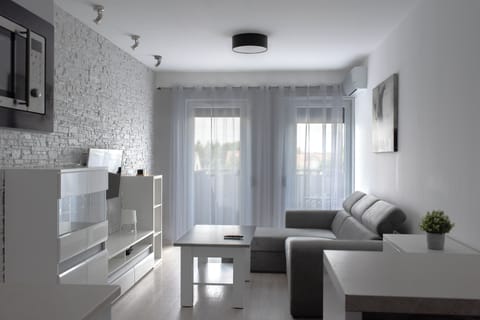 Apartment, Balcony | Iron/ironing board, free WiFi